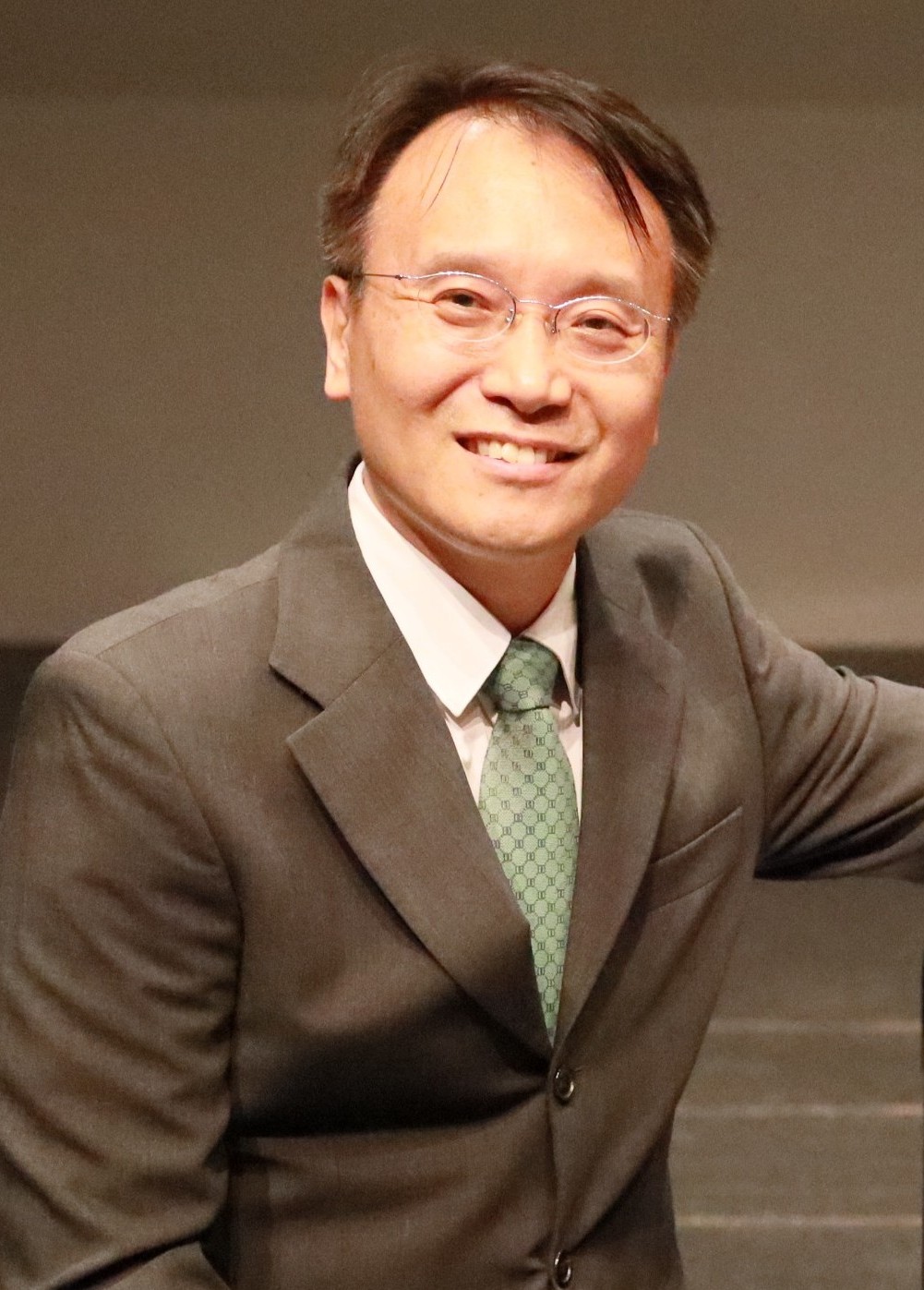Seongsoon Paolo Hwang